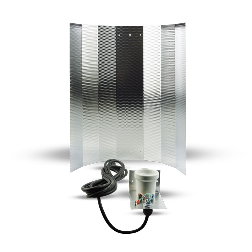  - Mithralit-Reflektor montiert 50x50 cm mit Fassung 4 m Kabel mit IEC-Connector -  