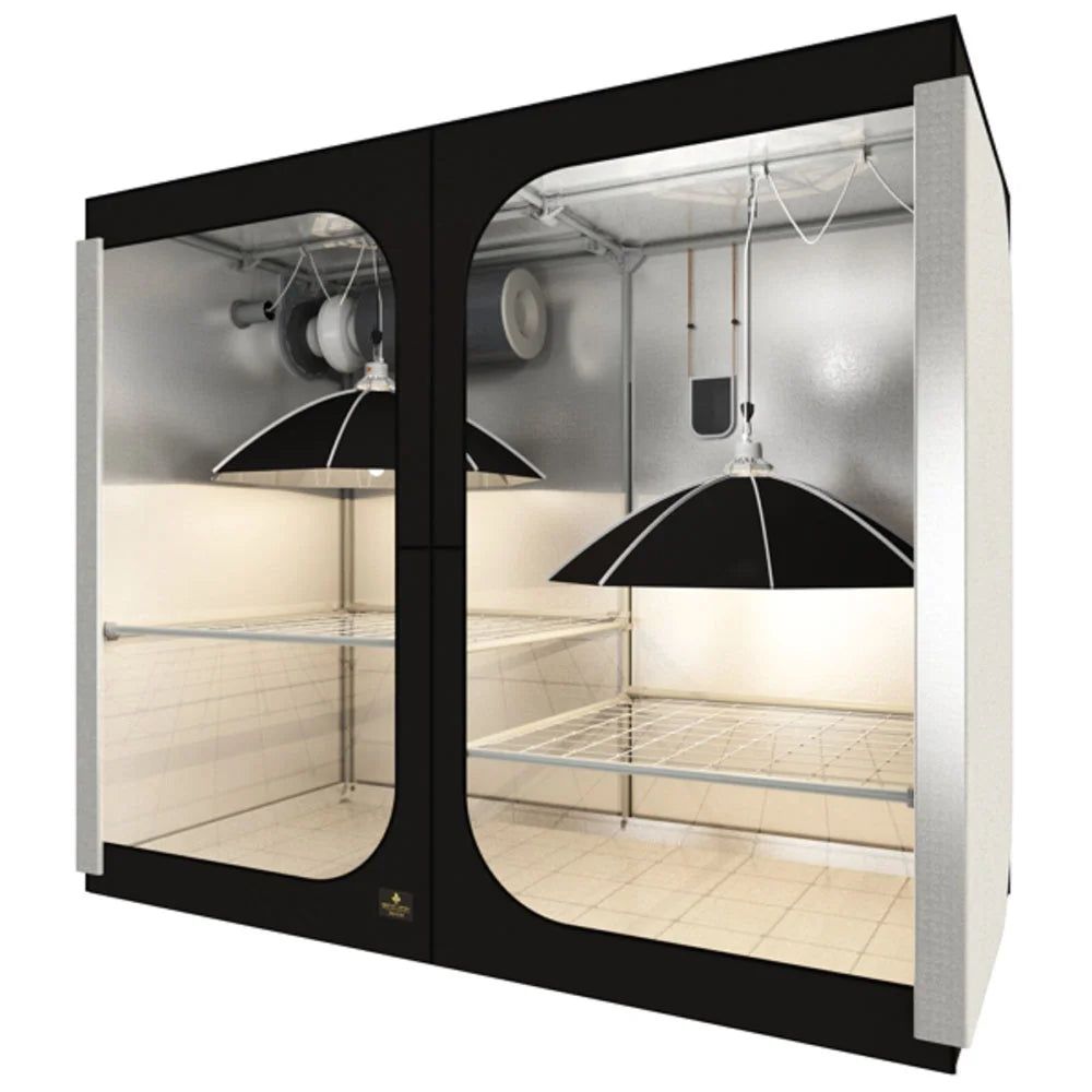  - Secret Jardin Dark Room 300W R4.0 297x150x217 cm -  